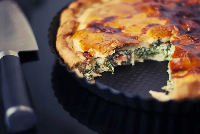 Tarte fine aux épinards et au chèvre — Agrandir